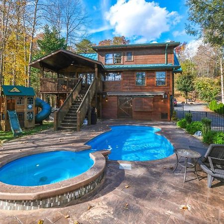 Pitter Patter Swimming Pool Ht Near D'Town Villa Gatlinburg Exterior photo