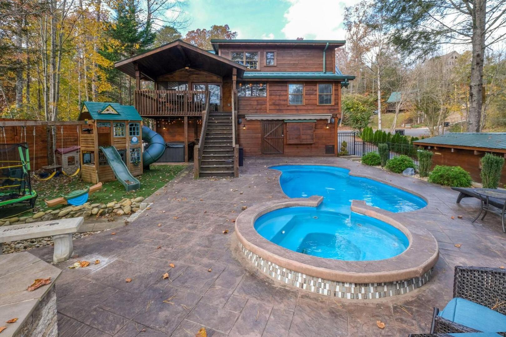 Pitter Patter Swimming Pool Ht Near D'Town Villa Gatlinburg Exterior photo
